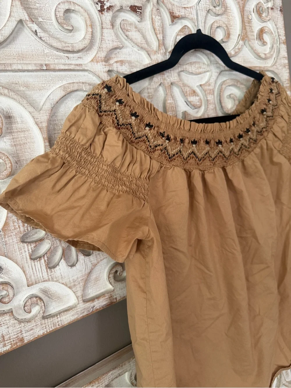Embroidered Off-Shoulder Smocked Blouse Medium
